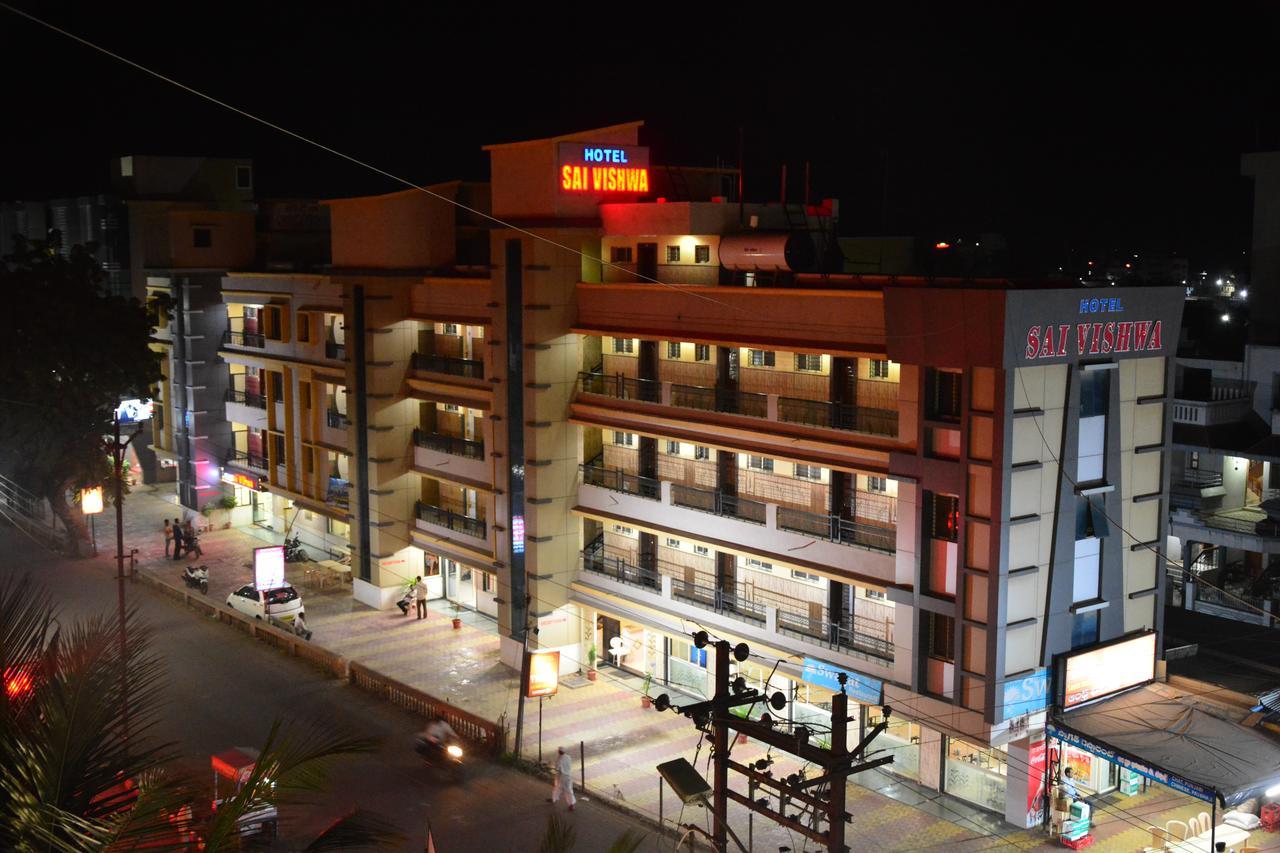 Hotel Sai Vishwa Shirdi Esterno foto