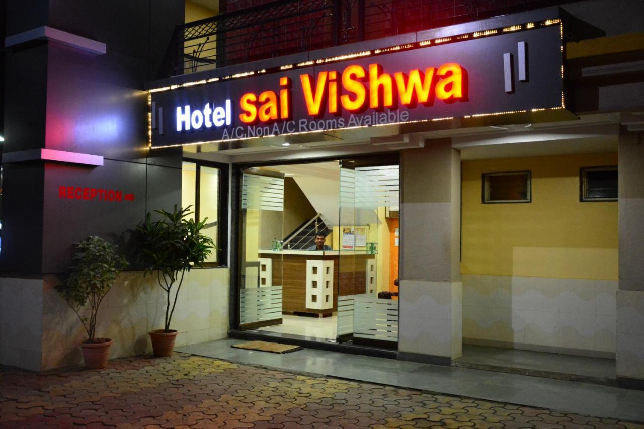 Hotel Sai Vishwa Shirdi Esterno foto